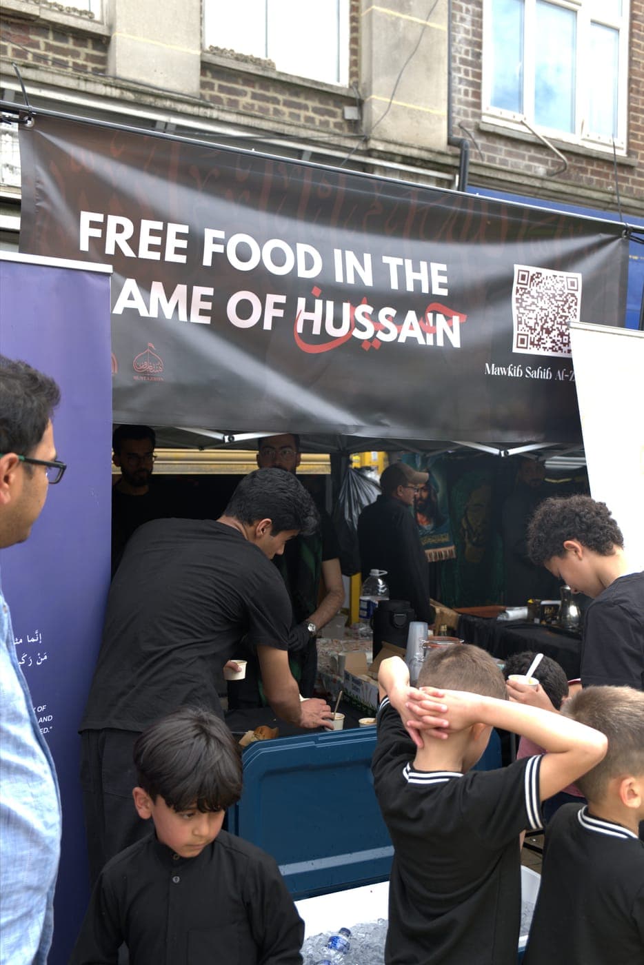 Mawkib Sahib al-Zaman, serving Arbaeen pilgrims in London