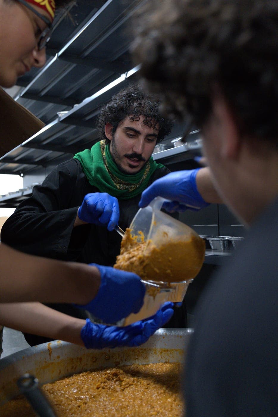 Mawkib Sahib al-Zaman, serving Arbaeen pilgrims in London